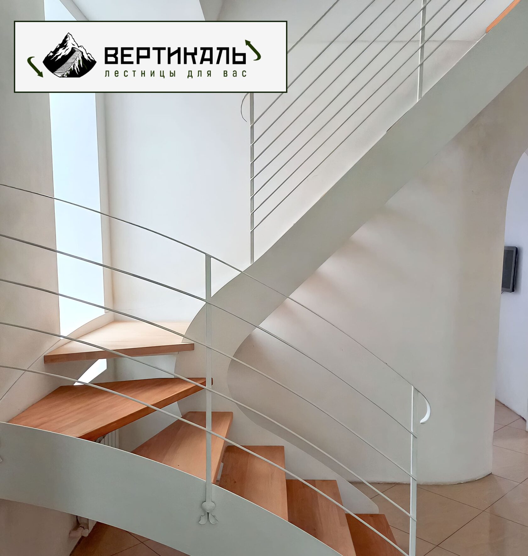 Открытая лестница в стиле лофт
